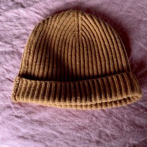 Apricot cashmere beanie, large
